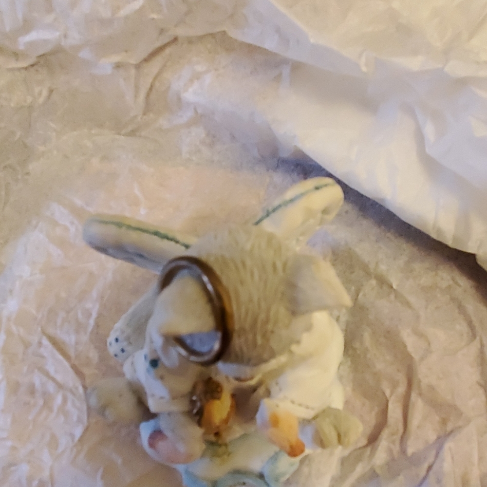 Calico kittens Joy to the World figurine - Picture 6 of 7